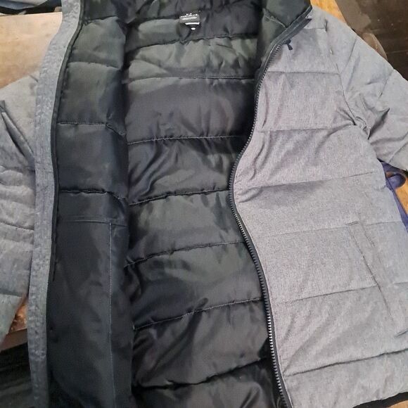Under Armour Hooded Puffer Jacket YLG Youth Large Gray Full Zip Winter Coat Boys - Picture 6 of 7